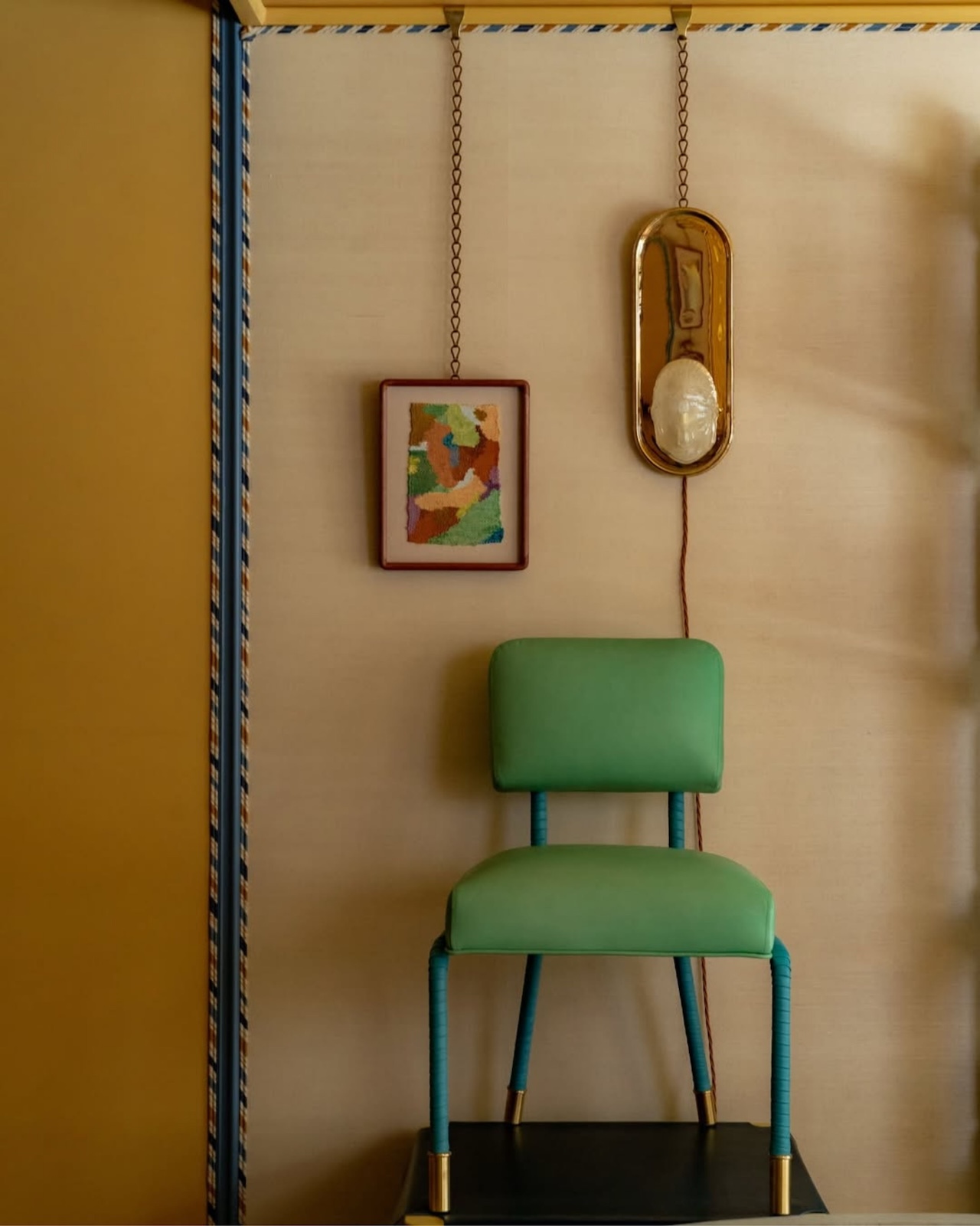 samsara-pimlico-road-and-objects-3